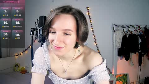 Snapshot of yellow_songbird chatting on January 24, 2025, 2:30 pm Liya online show from January 24, 2025, 2:30 pm