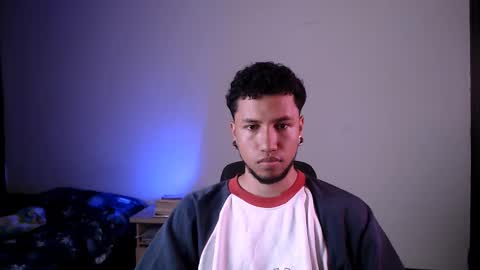 Yeff ind. model  online show from March 5, 2025, 12:59 am