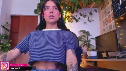 yeriawaddell  online show from October 22, 2025, 8:52 pm