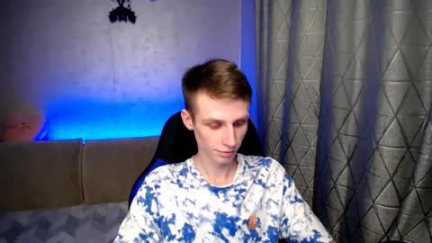 Snapshot of yes_cute_boy_ chatting on February 27, 2025, 8:31 pm Eden online show from February 27, 2025, 8:31 pm