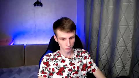 Snapshot of yes_cute_boy_ chatting on March 11, 2025, 11:04 pm Eden online show from March 11, 2025, 11:04 pm