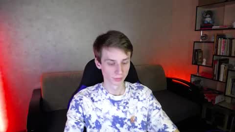 Snapshot of yes_cute_boy_ chatting on October 5, 2025, 9:18 am Eden online show from October 5, 2025, 9:18 am