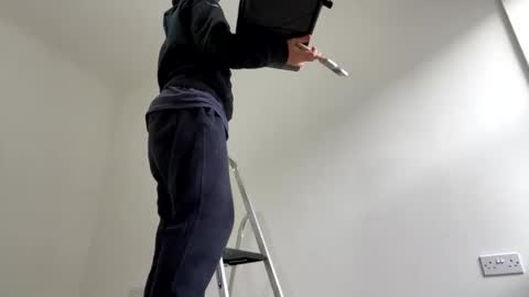 Sal online show from November 28, 2025, 9:56 am