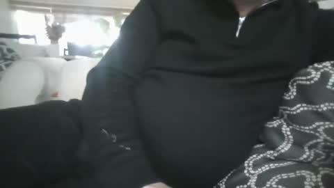 yesplease1969 online show from October 19, 2025, 8:48 am