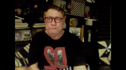 yessex247 online show from November 9, 2025, 3:38 am