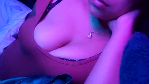 Snapshot of yessplzmore chatting on November 11, 2025, 9:31 am yessplzmore online show from November 11, 2025, 9:31 am