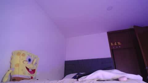 Yiny online show from January 25, 2025, 1:10 am