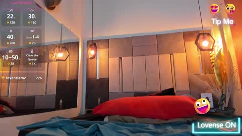 yizus_bonz online show from December 15, 2024, 5:34 am