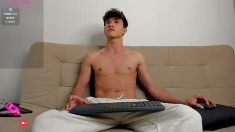 Snapshot of yizus_bonz chatting on May 11, 2026, 11:57 pm yizus_bonz online show from May 11, 2026, 11:57 pm