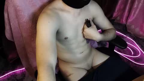 Darius online show from November 24, 2025, 3:23 pm