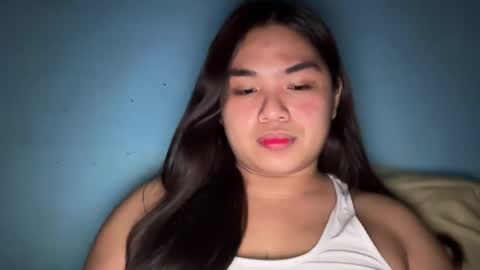 Snapshot of yllanahard chatting on December 22, 2024, 10:47 pm yllana love online show from December 22, 2024, 10:47 pm