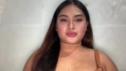 Snapshot of yllanahard chatting on November 26, 2025, 3:46 pm yllana love online show from November 26, 2025, 3:46 pm