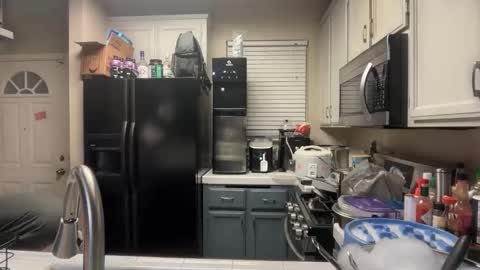 Palmela Handerson online show from October 26, 2025, 1:33 am