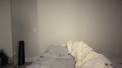 yngdesire1 online show from January 11, 2026, 1:54 am