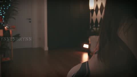 ynnenbrynn online show from December 20, 2024, 11:00 am