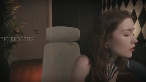 ynnenbrynn online show from February 14, 2025, 4:47 am