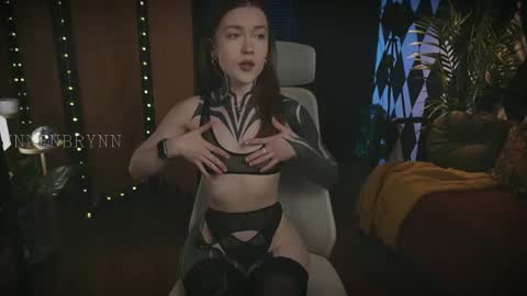 ynnenbrynn online show from February 28, 2025, 6:43 am