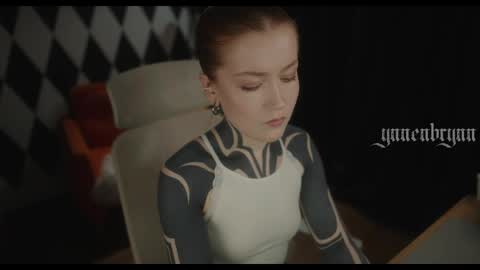 ynnenbrynn online show from April 2, 2026, 10:02 am