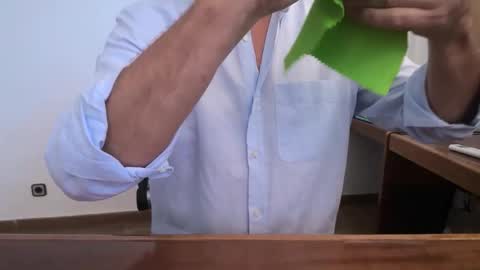 Snapshot of yo47 chatting on September 23, 2025, 12:30 pm Yo47 online show from September 23, 2025, 12:30 pm