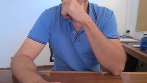 Snapshot of yo47 chatting on September 24, 2025, 1:36 pm Yo47 online show from September 24, 2025, 1:36 pm