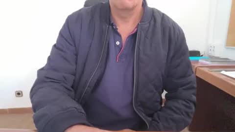 Snapshot of yo47 chatting on October 24, 2025, 11:39 am Yo47 online show from October 24, 2025, 11:39 am