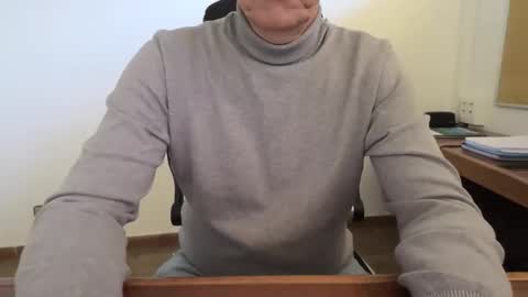 Snapshot of yo47 chatting on November 26, 2025, 2:51 pm Yo47 online show from November 26, 2025, 2:51 pm