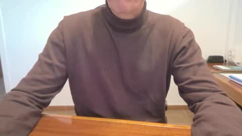 Snapshot of yo47 chatting on December 15, 2025, 3:38 pm Yo47 online show from December 15, 2025, 3:38 pm