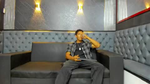 Snapshot of yoel_blessed chatting on June 19, 2026, 11:25 am Yoel online show from June 19, 2026, 11:25 am