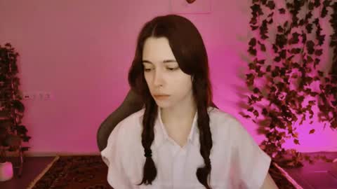 yoka_paradoxxx online show from January 8, 2026, 9:11 am