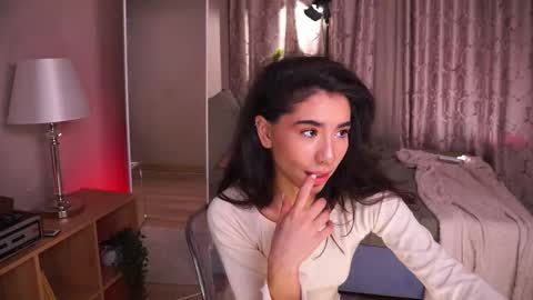 Snapshot of yokokoko__ chatting on January 19, 2026, 5:55 am Yoko online show from January 19, 2026, 5:55 am