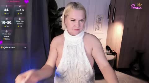 Snapshot of yolanda_kiss chatting on April 6, 2026, 8:43 pm Yolanda online show from April 6, 2026, 8:43 pm