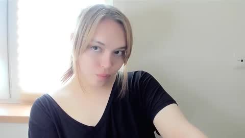 yomoyoo online show from February 23, 2025, 9:22 am