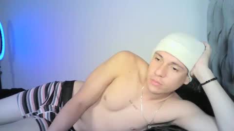 Yonat online show from October 22, 2025, 11:37 pm