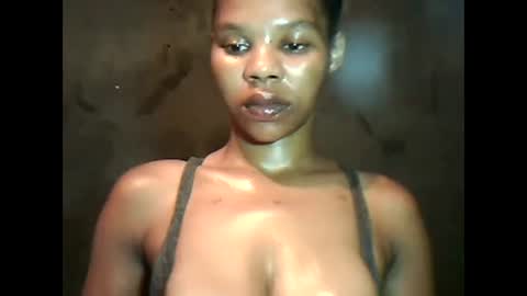 amazingkellyxx online show from December 23, 2024, 10:55 pm