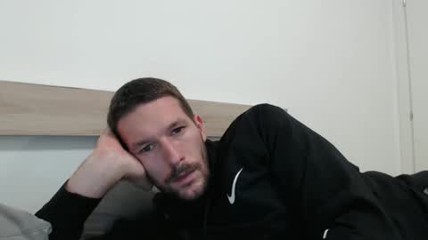 yone23 online show from October 7, 2025, 9:23 pm