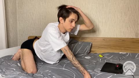 Yoo Dee Ohh online show from January 28, 2025, 8:15 pm