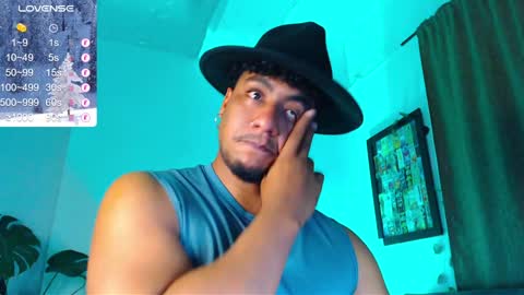 Snapshot of yosoy_enzo2020 chatting on December 22, 2024, 5:12 am Enzo online show from December 22, 2024, 5:12 am