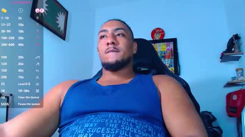 Snapshot of yosoy_enzo2020 chatting on October 11, 2025, 4:22 am Enzo online show from October 11, 2025, 4:22 am