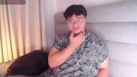 Snapshot of yossefmout chatting on June 14, 2026, 3:58 pm Yossef online show from June 14, 2026, 3:58 pm
