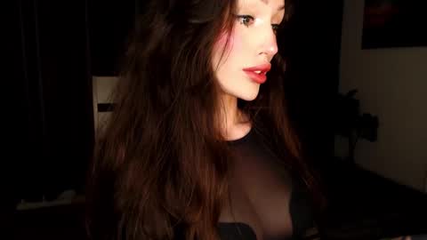 Snapshot of you_deserve chatting on March 7, 2025, 7:38 pm Sophie online show from March 7, 2025, 7:38 pm