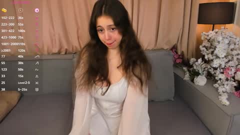 Snapshot of you_fell_in_love chatting on November 22, 2025, 8:57 am Elizabeth brunette -- Darline blonde online show from November 22, 2025, 8:57 am