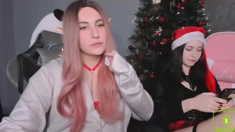 Snapshot of you_lika chatting on December 18, 2025, 2:23 pm Lika online show from December 18, 2025, 2:23 pm