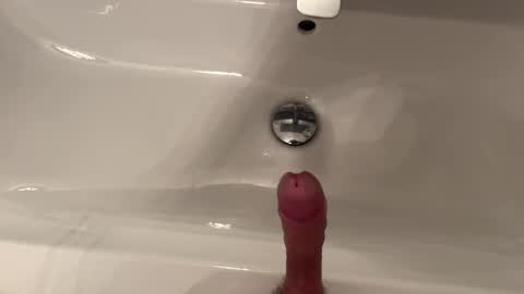 Snapshot of your2pumpchump chatting on December 11, 2024, 3:26 pm your2pumpchump online show from December 11, 2024, 3:26 pm