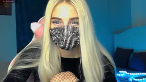 Snapshot of your___barbie chatting on January 4, 2025, 6:09 pm Barbie online show from January 4, 2025, 6:09 pm