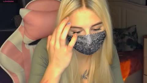 Snapshot of your___barbie chatting on January 11, 2025, 12:22 am Barbie online show from January 11, 2025, 12:22 am