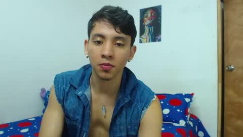 Snapshot of your_boy_hot chatting on May 3, 2026, 11:38 am your boy online show from May 3, 2026, 11:38 am
