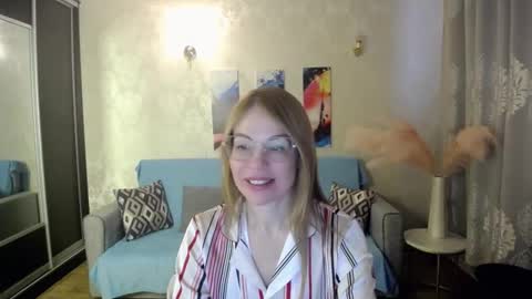 your_crush_12 online show from December 3, 2025, 8:12 am