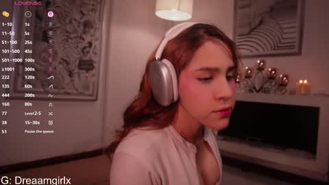 Snapshot of your_dreaamgirlx chatting on September 21, 2025, 2:13 am Isabella online show from September 21, 2025, 2:13 am