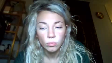 your_fav1 online show from November 16, 2025, 3:12 am