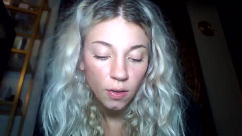 your_fav1 online show from November 23, 2025, 7:30 am